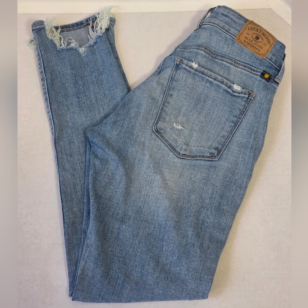 Lucky Brand Women's Distressed Light Blue Jeans